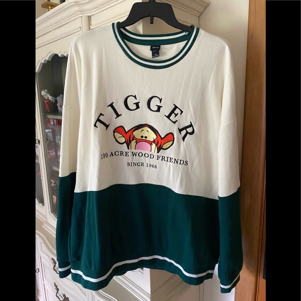 Tigger sweatshirt